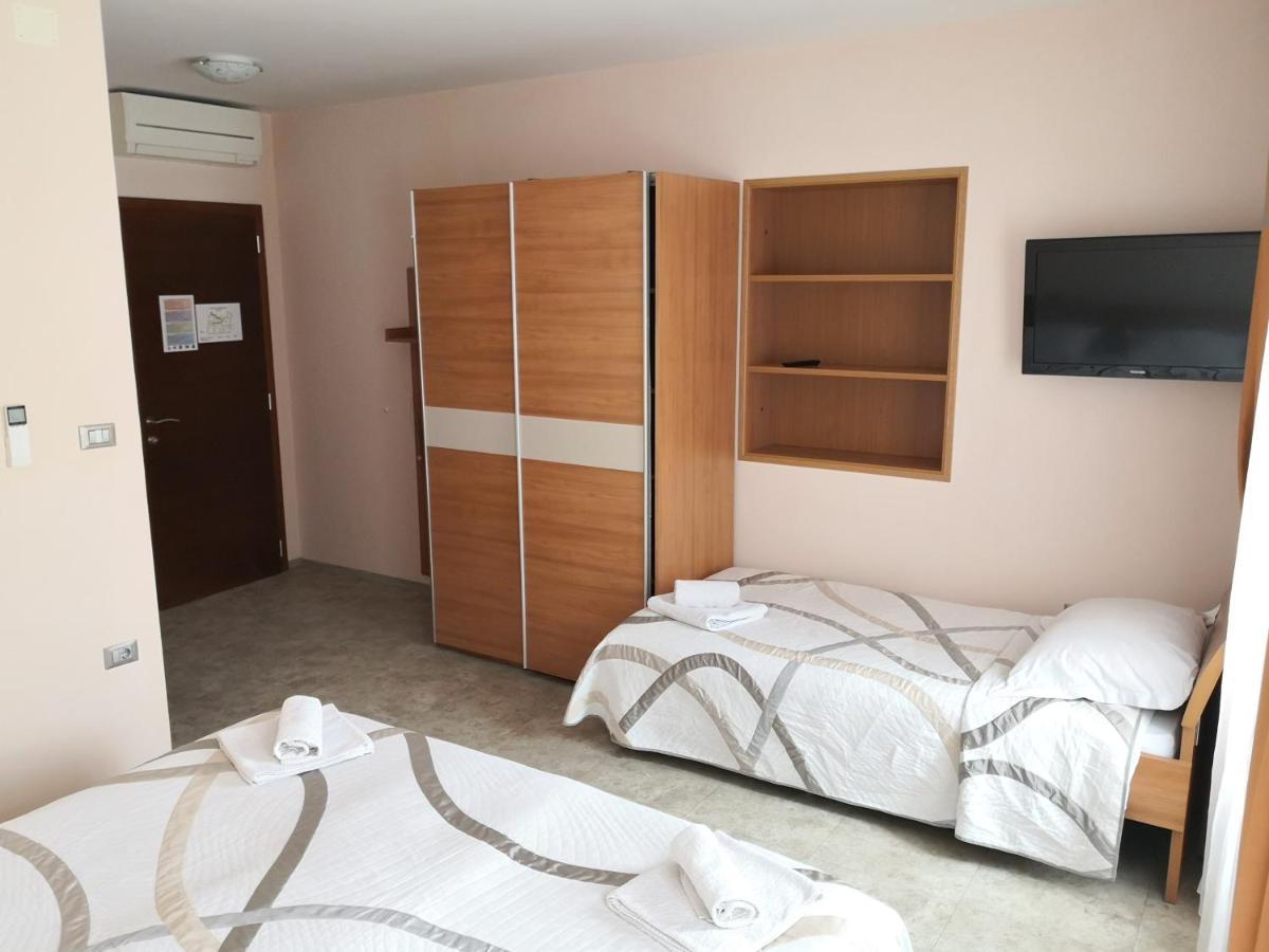 Hotel Gostilna Pri Dragici, Gostilna S Prenocisci, D.O.O. Sežana Exteriér fotografie