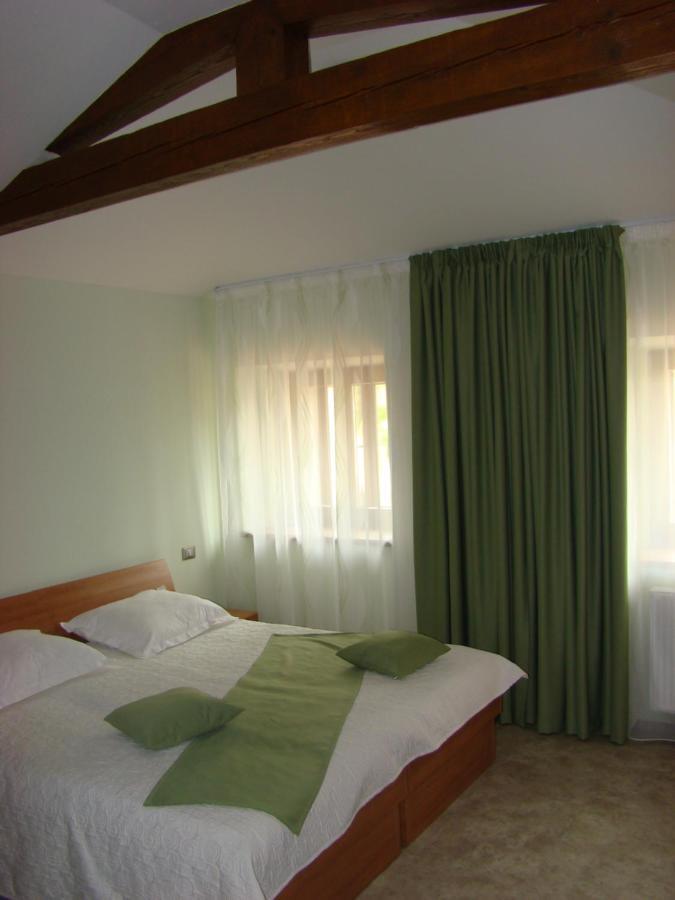 Hotel Gostilna Pri Dragici, Gostilna S Prenocisci, D.O.O. Sežana Exteriér fotografie